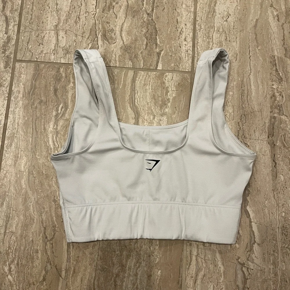 Gymshark Sports Bra - Picture 4 of 6